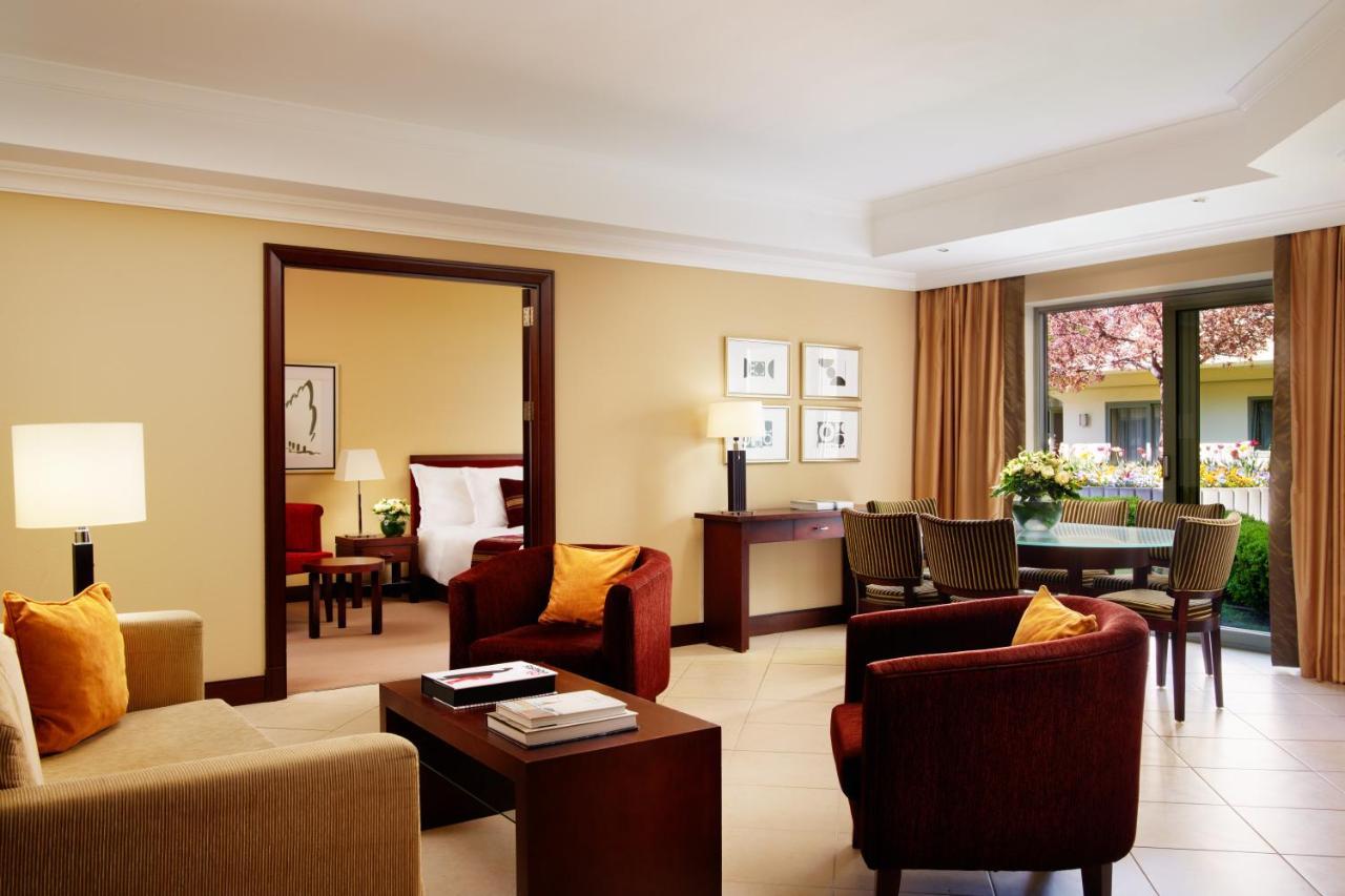 Deluxe Residence Royal Spa Access
