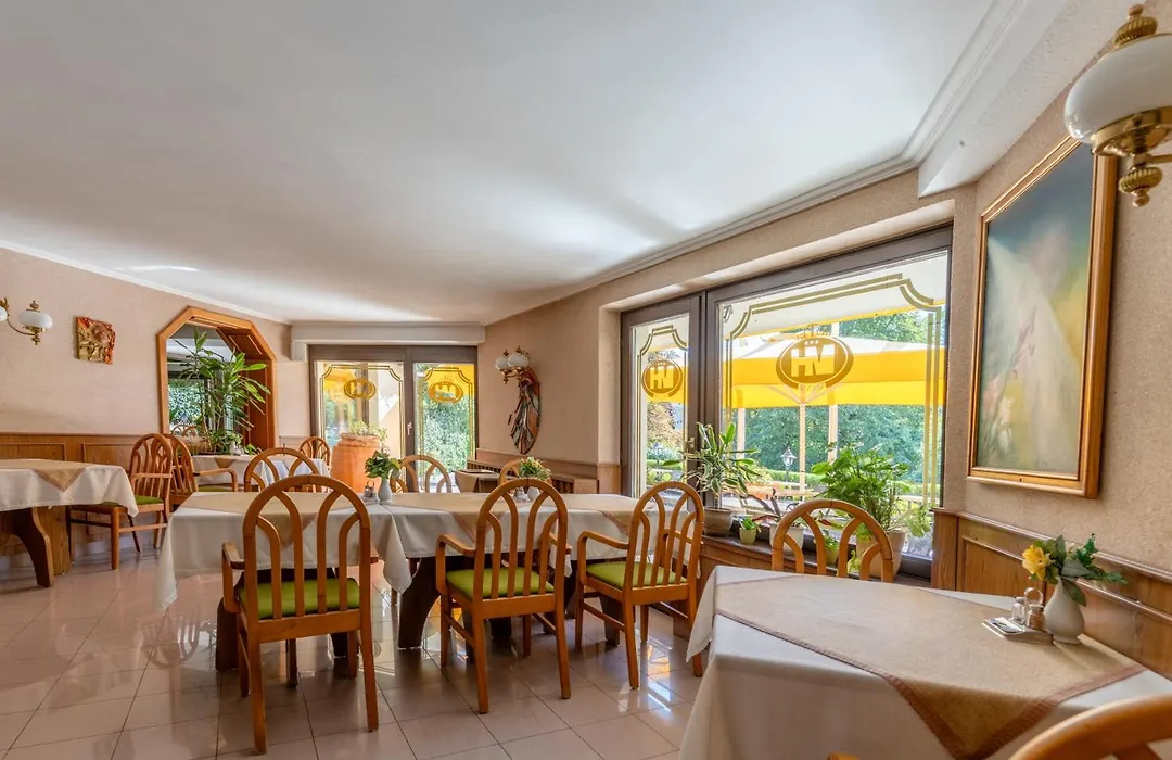 Hotel Molnar-1