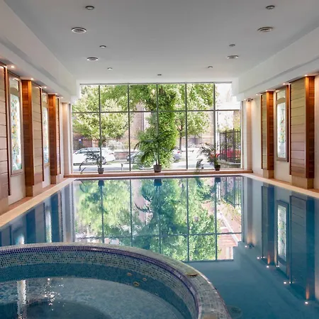 Lion'S Garden Hotel-2