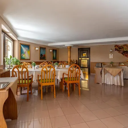Hotel Molnar-3